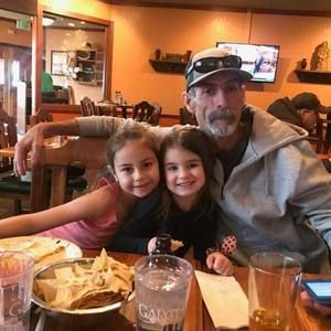 Meet your Posher, Tom